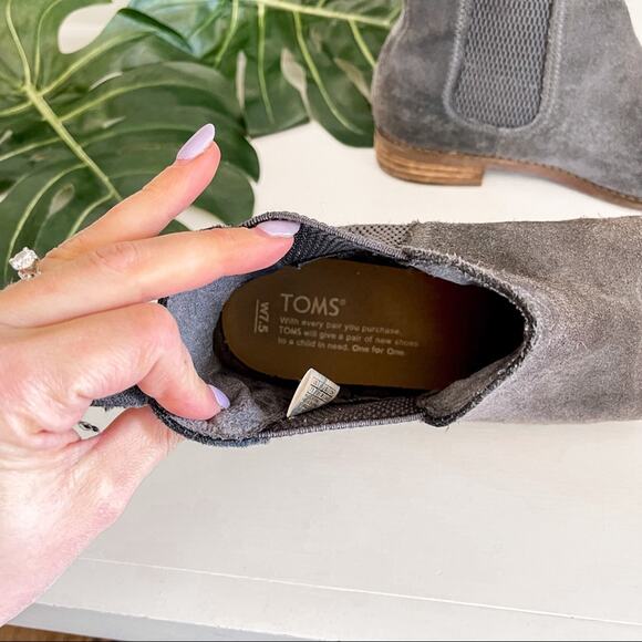 Toms Ella Suede Ankle Boots in Gray - Picture 3 of 7